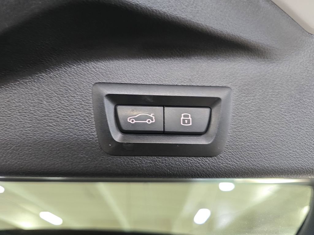 Used 2024 BMW X5 sDrive40i w/ Premium Package image 31