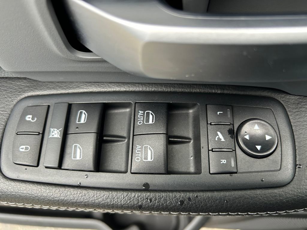 Used 2020 RAM 2500 Big Horn w/ Level 2 Equipment Group image 23