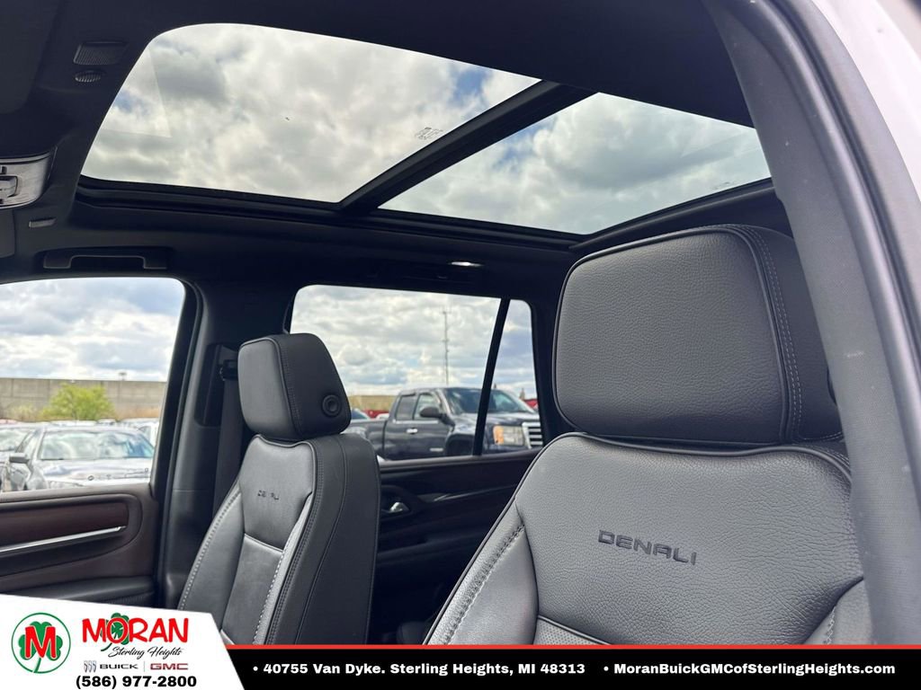 Certified 2021 GMC Yukon Denali w/ LPO, Illumination Package AWD/4WD image 23