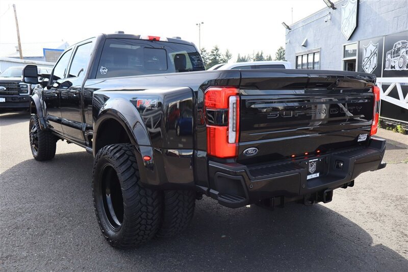 Used 2026 Ford F450 Platinum w/ FX4 Off-Road Package AWD/4WD image 3