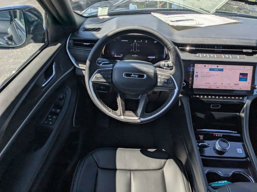 New 2026 Jeep Grand Cherokee L Limited AWD/4WD image 17