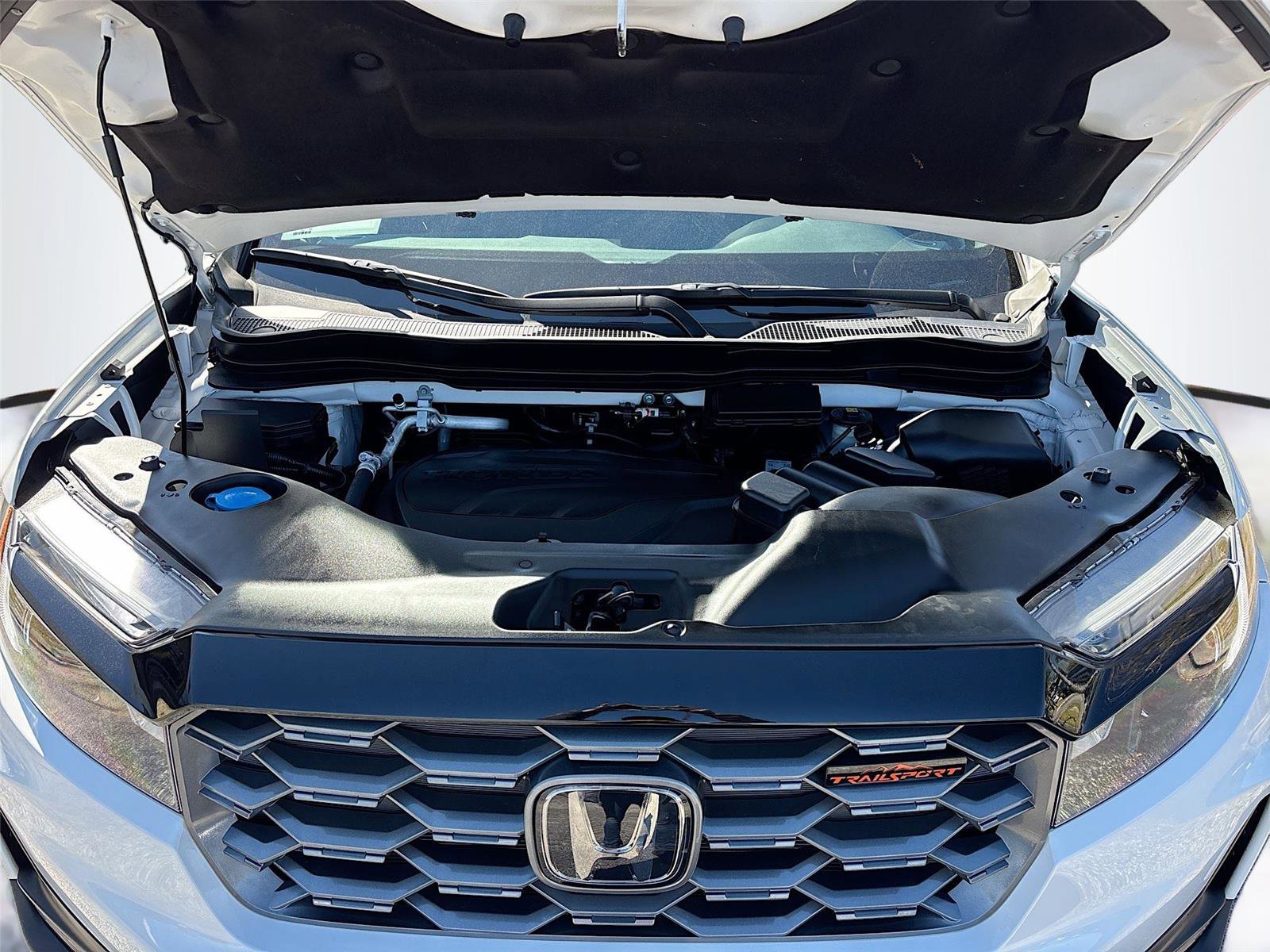 Certified 2023 Honda Passport TrailSport image 36