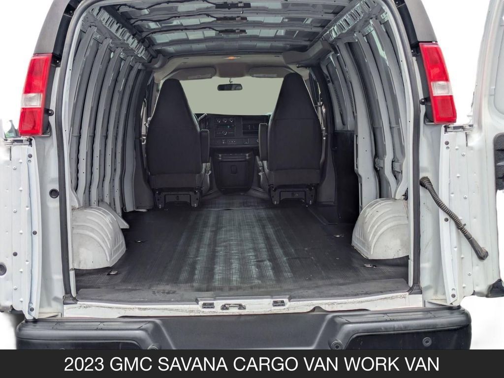 Used 2023 GMC Savana 2500 Extended w/ Driver Convenience Package RWD image 19