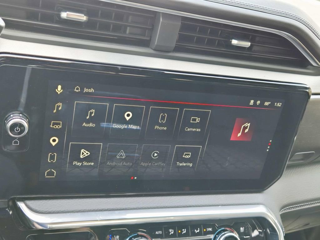 Used 2024 GMC Sierra 3500 Denali w/ Denali Reserve Package AWD/4WD image 30