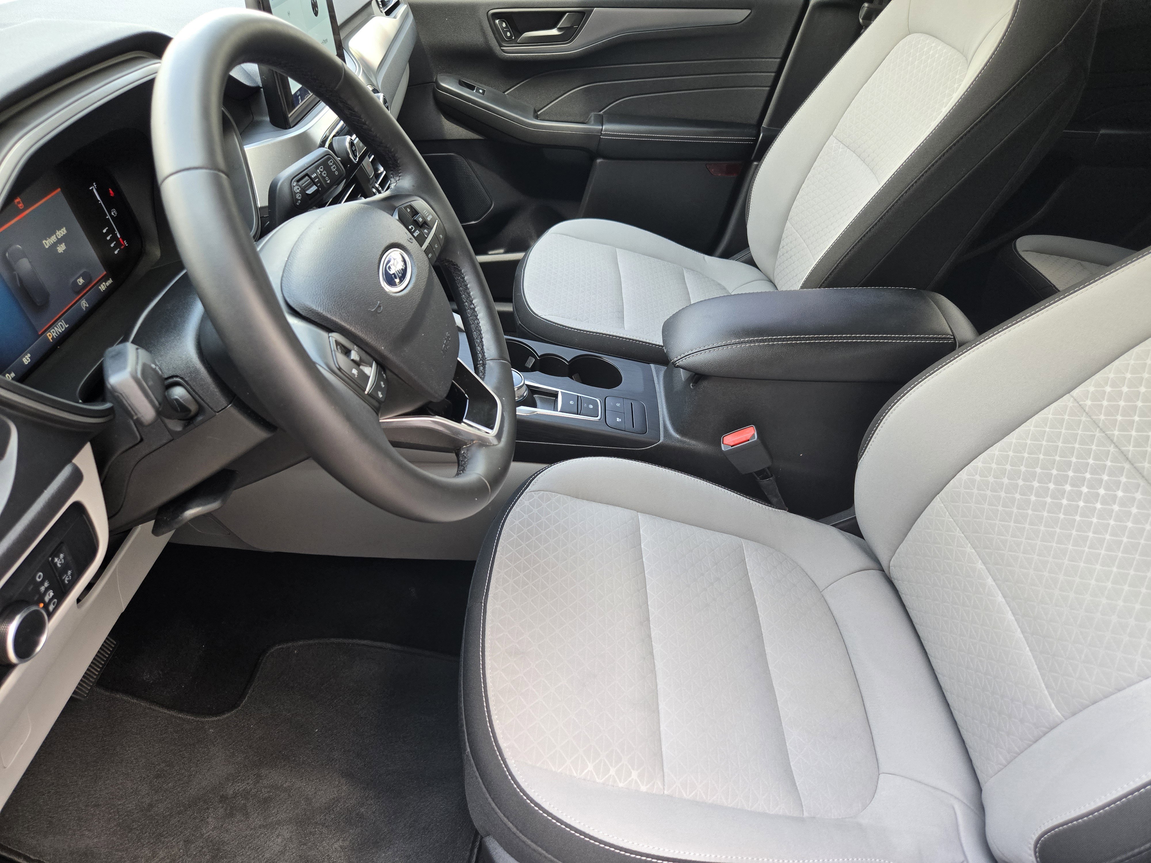 Used 2024 Ford Escape Active image 9