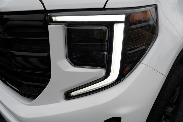 Used 2024 GMC Sierra 1500 Elevation image 39