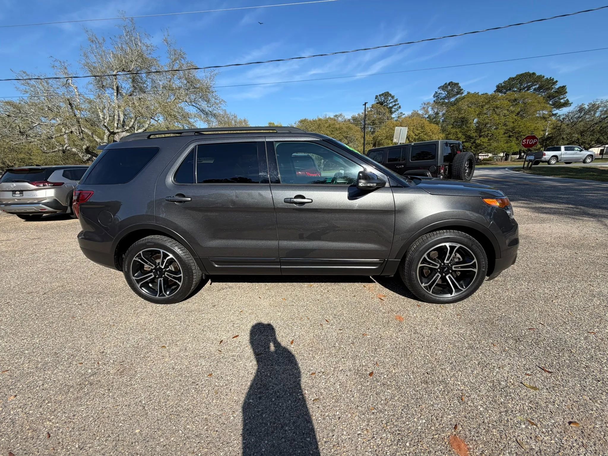 Used 2015 Ford Explorer Sport w/ Equipment Group 401A image 4