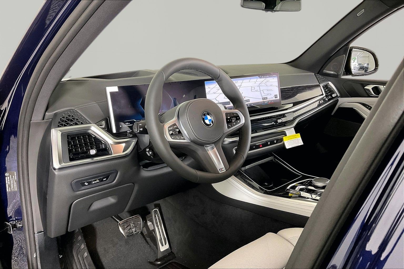New 2026 BMW X5 xDrive40i w/ M Sport Package AWD/4WD image 12
