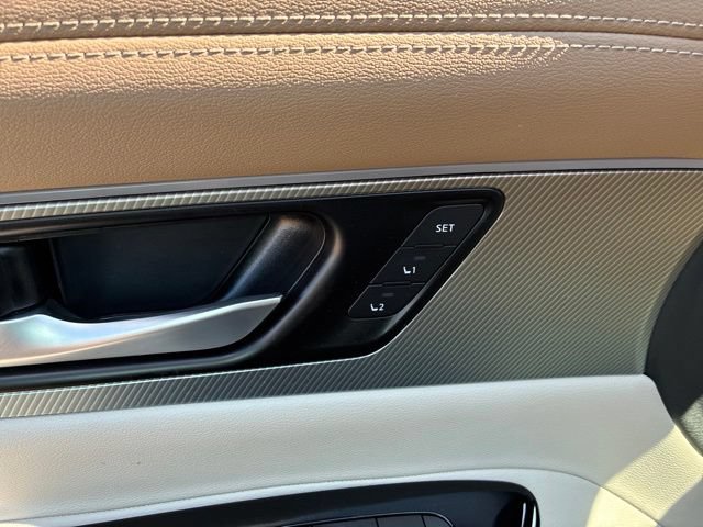 Certified 2025 Nissan Murano Platinum w/ Cargo Package AWD/4WD image 22