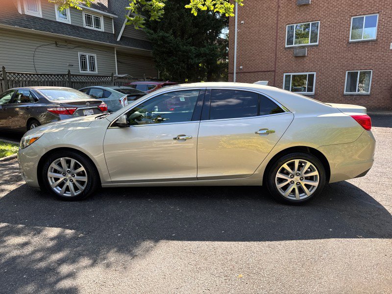 Used 2016 Chevrolet Malibu LTZ FWD image 6