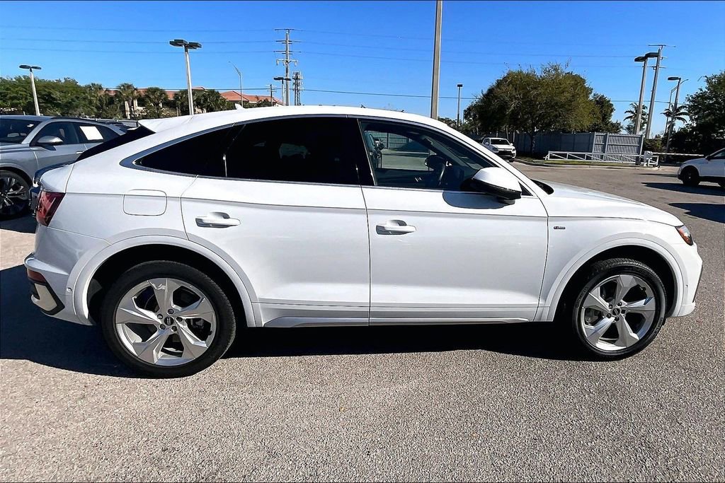 Used 2023 Audi Q5 2.0T Prestige w/ Prestige Package image 4