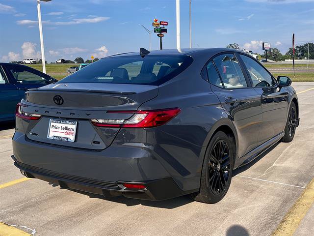 New 2026 Toyota Camry SE w/ Convenience Package FWD image 3