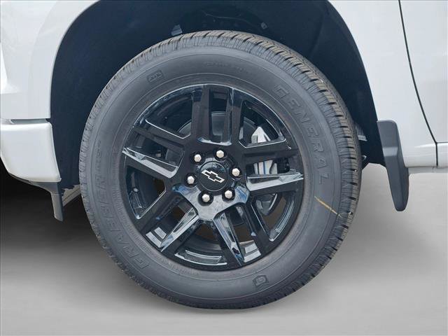New 2026 Chevrolet Silverado 1500 RST w/ Dark Appearance Package AWD/4WD image 11