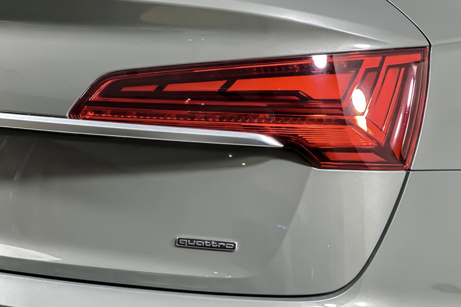 Used 2023 Audi Q5 2.0T Premium Plus w/ Premium Plus Package image 25