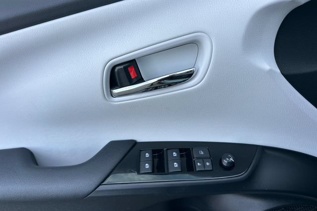 Used 2017 Toyota Prius Three FWD image 11