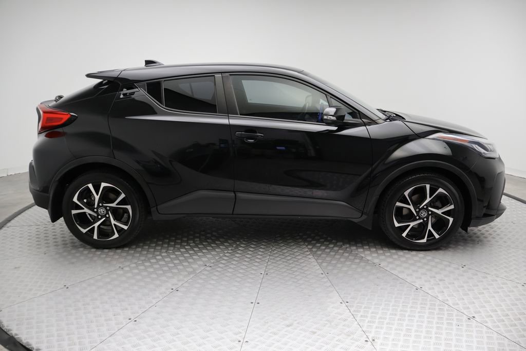 Certified 2020 Toyota C-HR XLE image 7