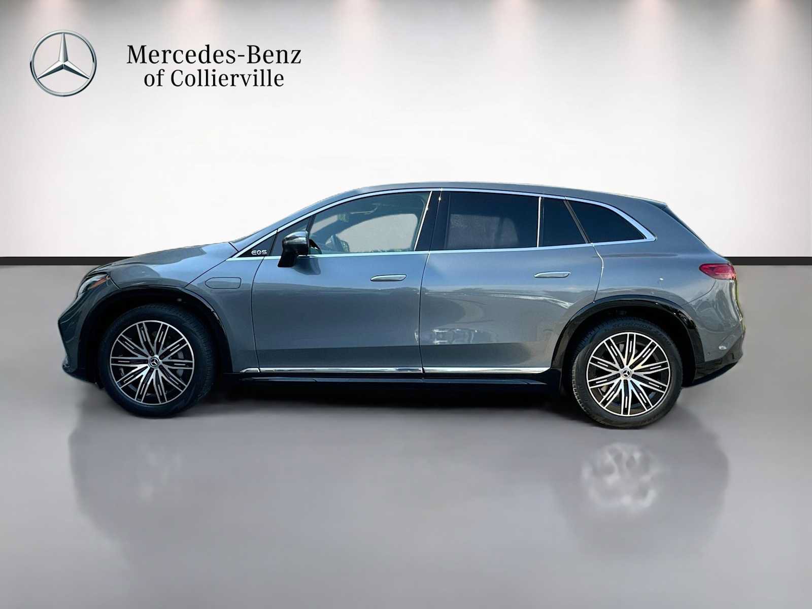 Used 2023 Mercedes-Benz EQS 580 4MATIC SUV image 8
