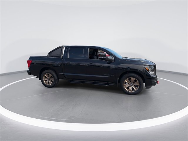 Used 2024 Nissan Titan SV w/ SV Bronze Edition Package image 9