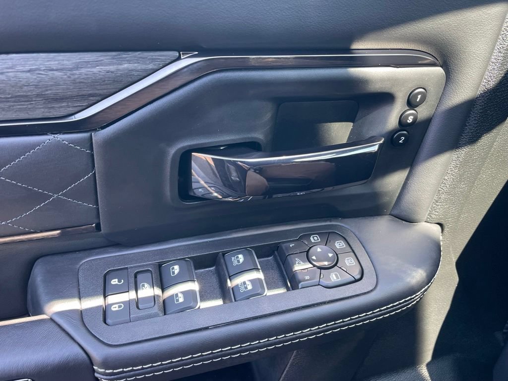 New 2026 RAM 2500 Limited AWD/4WD image 28