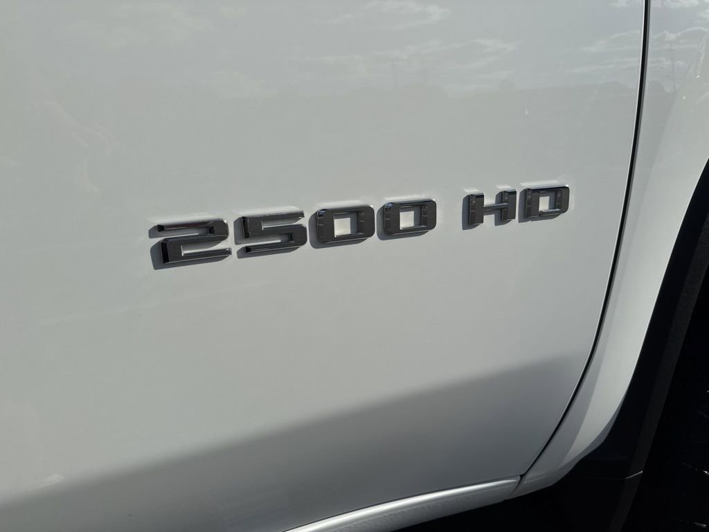 Used 2020 Chevrolet Silverado 2500 High Country w/ Z71 Off-Road Package image 11