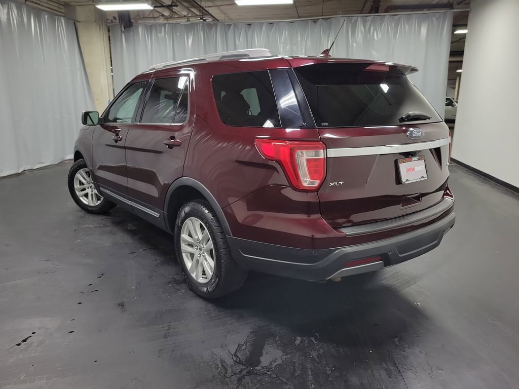 Used 2019 Ford Explorer XLT w/ Equipment Group 202A image 7
