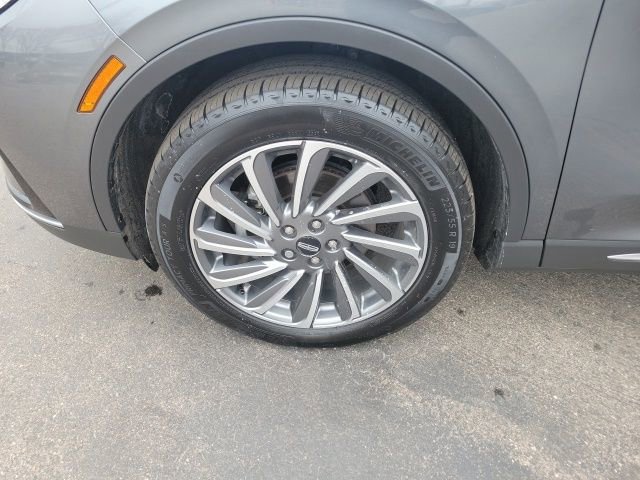 Certified 2024 Lincoln Corsair Reserve w/ Equipment Group 201A image 14