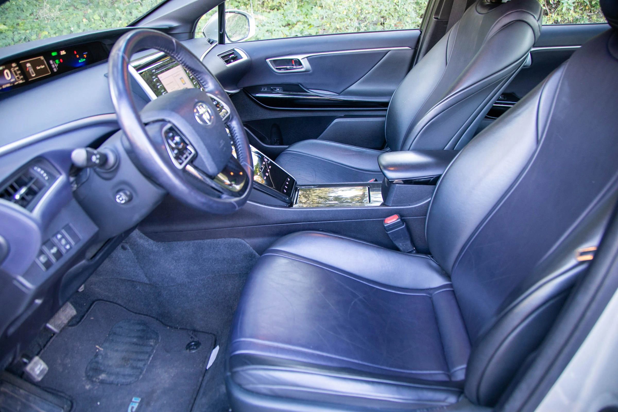 Used 2018 Toyota Mirai FWD image 23