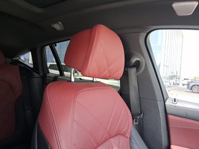 Used 2025 BMW X6 M60i w/ Executive Package AWD/4WD image 18