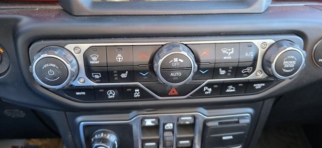 Used 2020 Jeep Gladiator Rubicon image 22