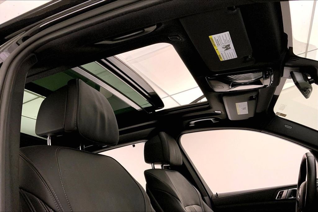 Certified 2022 BMW X5 xDrive40i w/ Premium Package AWD/4WD image 26