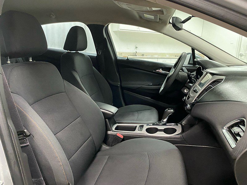 Used 2017 Chevrolet Cruze LS image 14