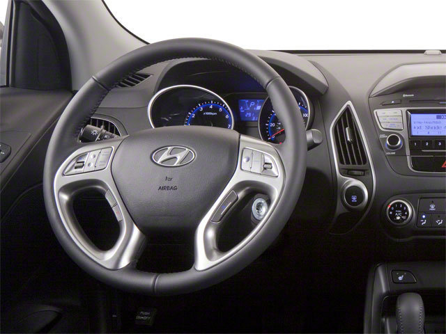 Used 2013 Hyundai Tucson GLS image 9