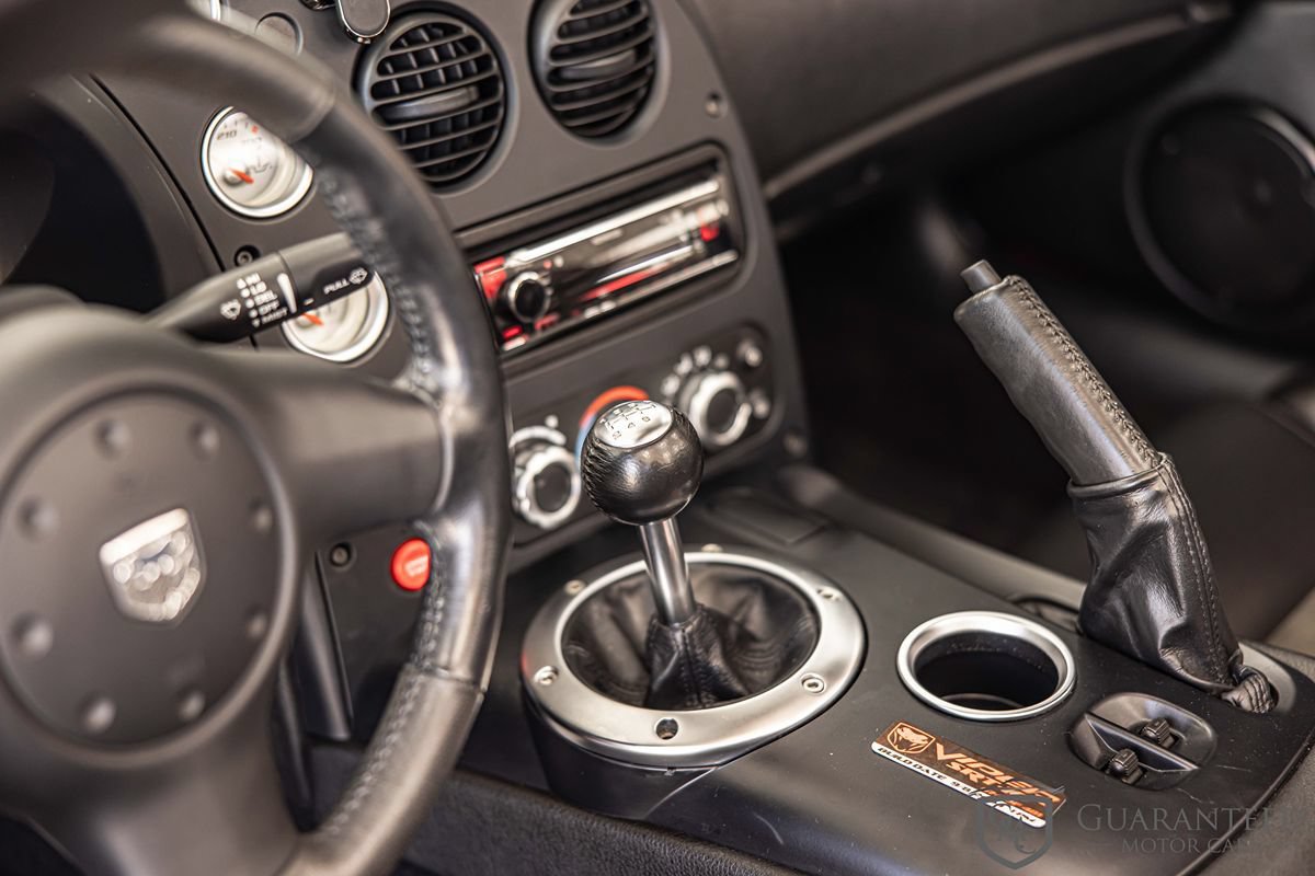 Used 2005 Dodge Viper SRT-10 RWD image 18