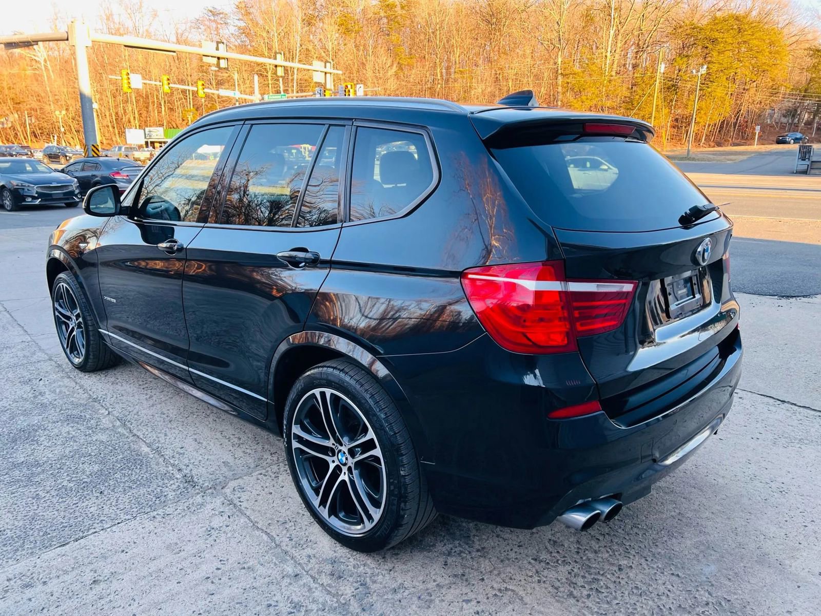 Used 2017 BMW X3 xDrive28i image 11
