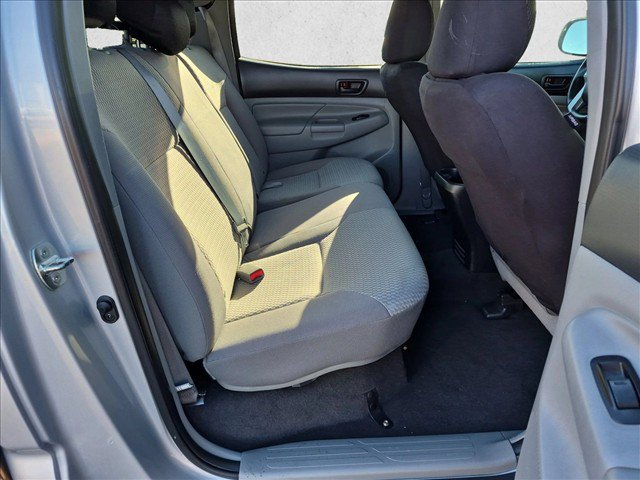 Used 2012 Toyota Tacoma PreRunner w/ SR5 Pkg RWD image 18