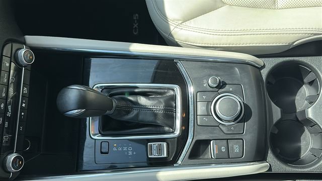 Used 2023 MAZDA CX-5 AWD 2.5 S w/ Premium Package image 13