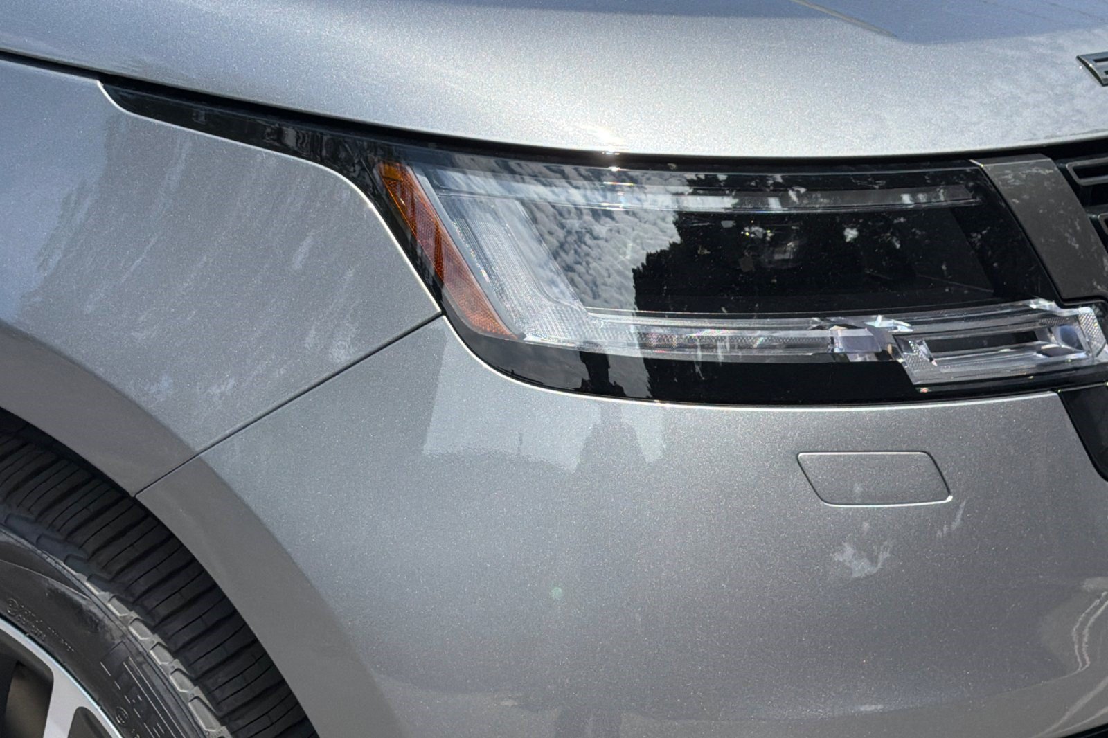 New 2026 Land Rover Range Rover SE AWD/4WD image 12