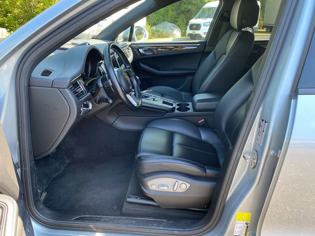 Used 2019 Porsche Macan AWD/4WD image 12