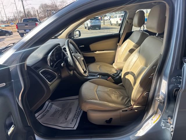 Used 2013 Chrysler 200 Limited image 14