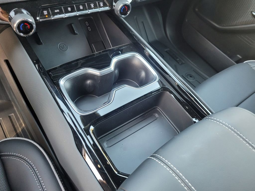 New 2026 Chevrolet Silverado EV LT w/ Plus Package image 32