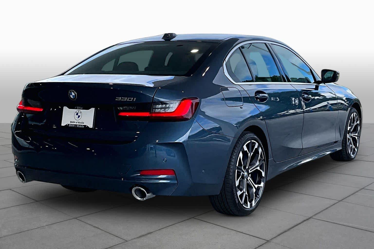 Used 2026 BMW 330i Sedan RWD image 12