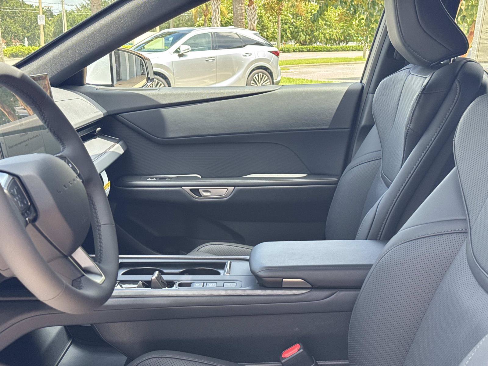 New 2026 Lexus ES 350e w/ Convenience Package FWD image 14