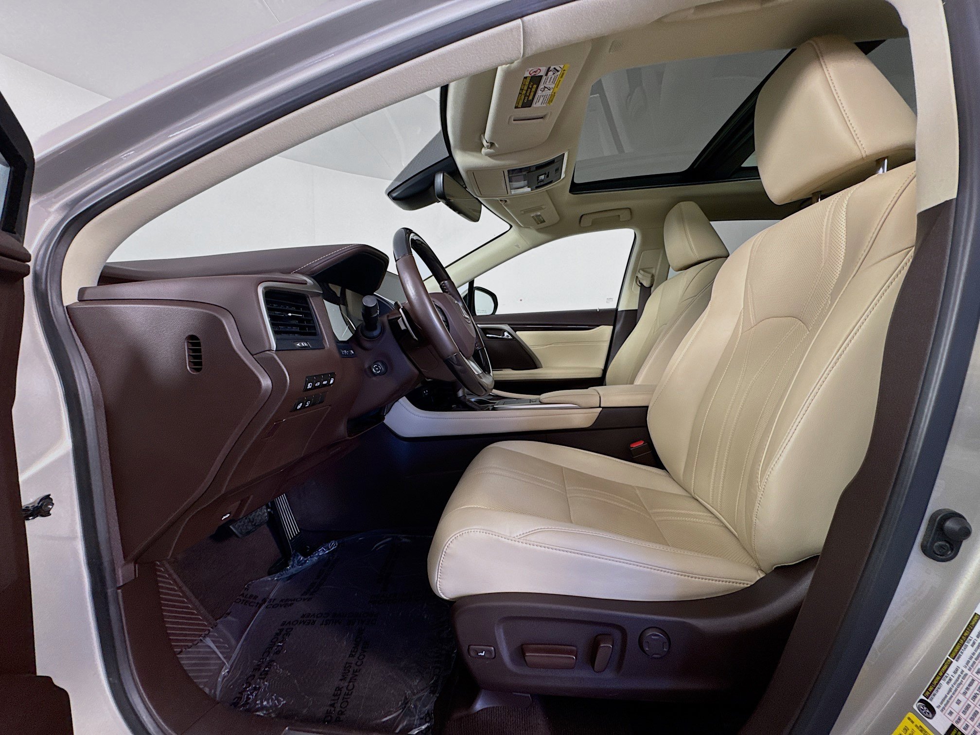 Used 2020 Lexus RX 450h AWD w/ Luxury Package image 22