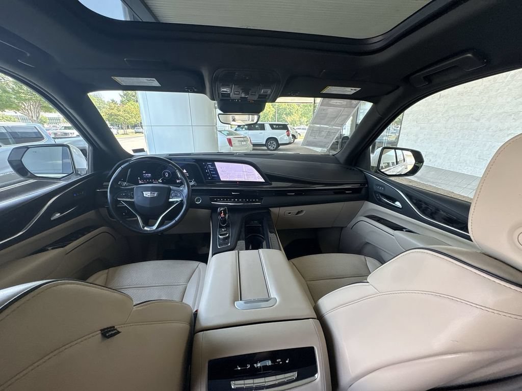 Certified 2023 Cadillac Escalade Premium Luxury w/ Performance Package AWD/4WD image 21