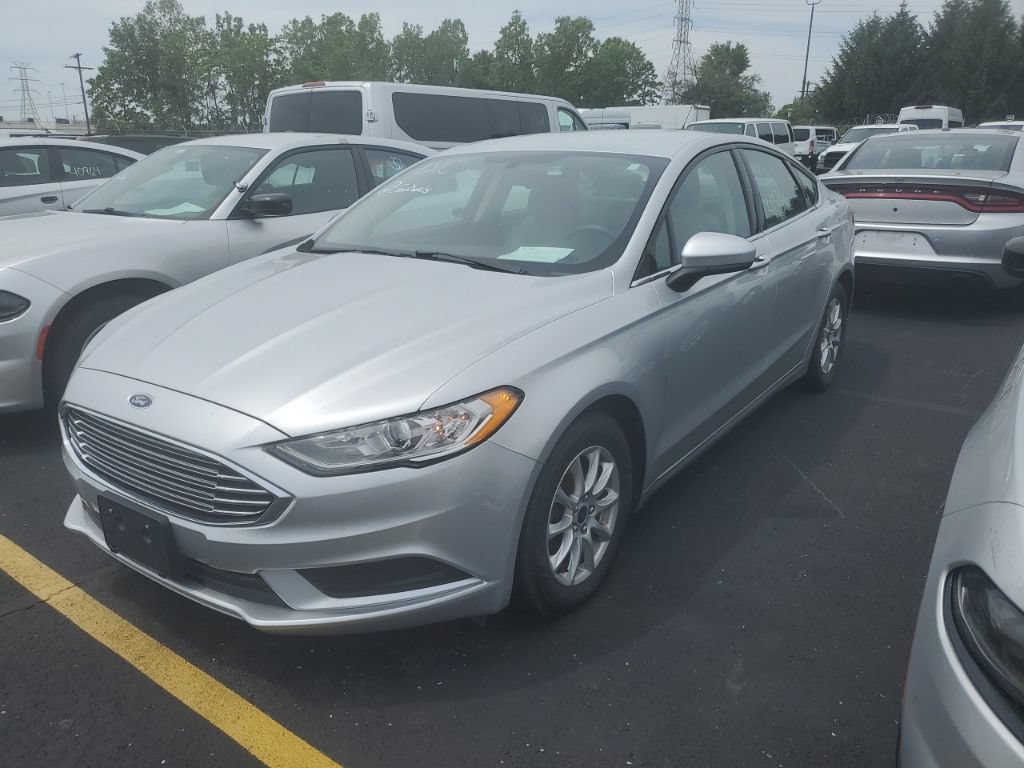 Used 2017 Ford Fusion S FWD image 3