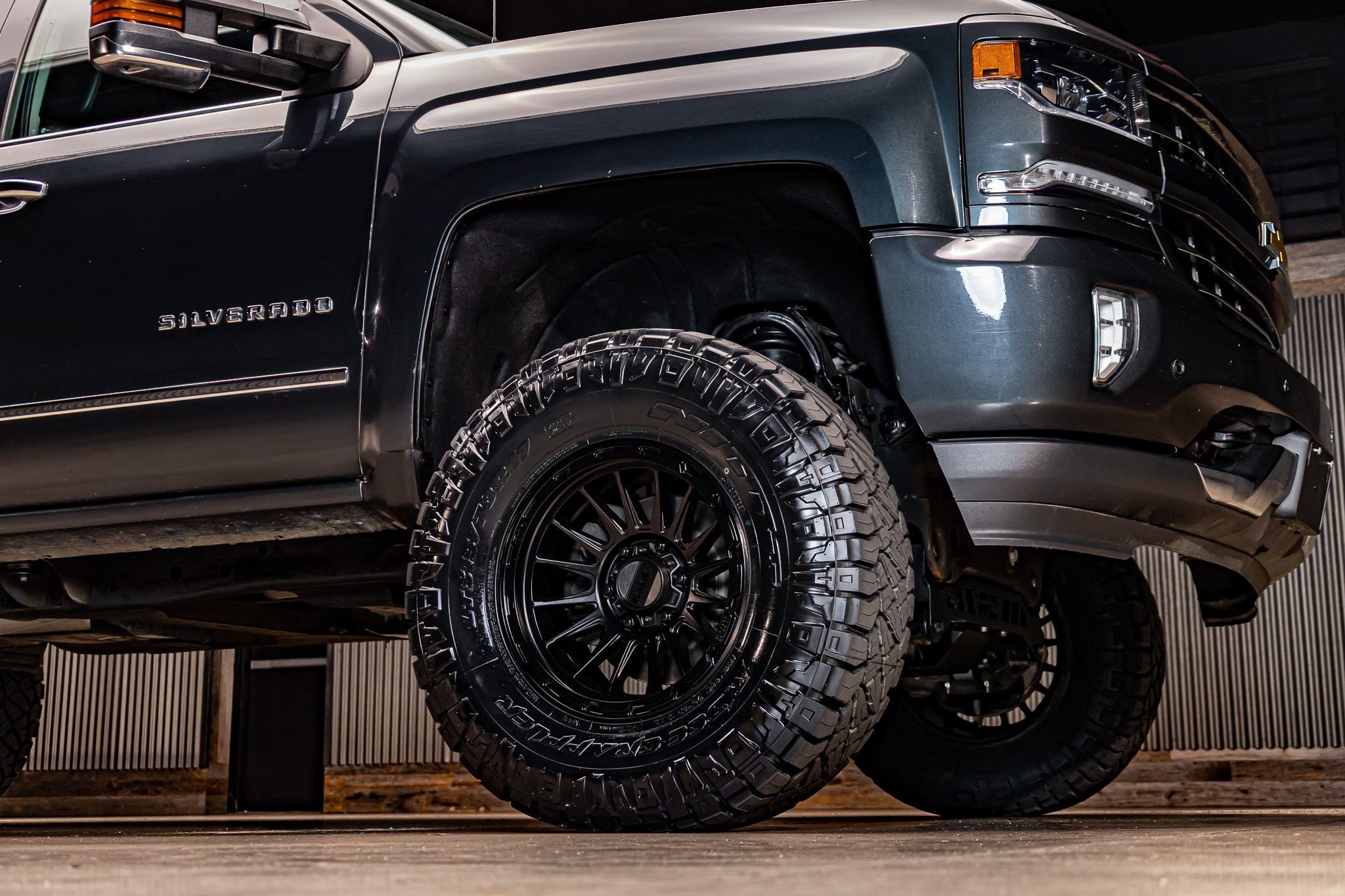 Used 2018 Chevrolet Silverado 1500 LTZ Z71 w/ LTZ Plus Package image 16