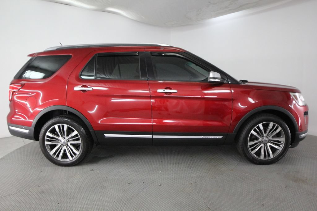 Used 2018 Ford Explorer Platinum AWD/4WD image 5