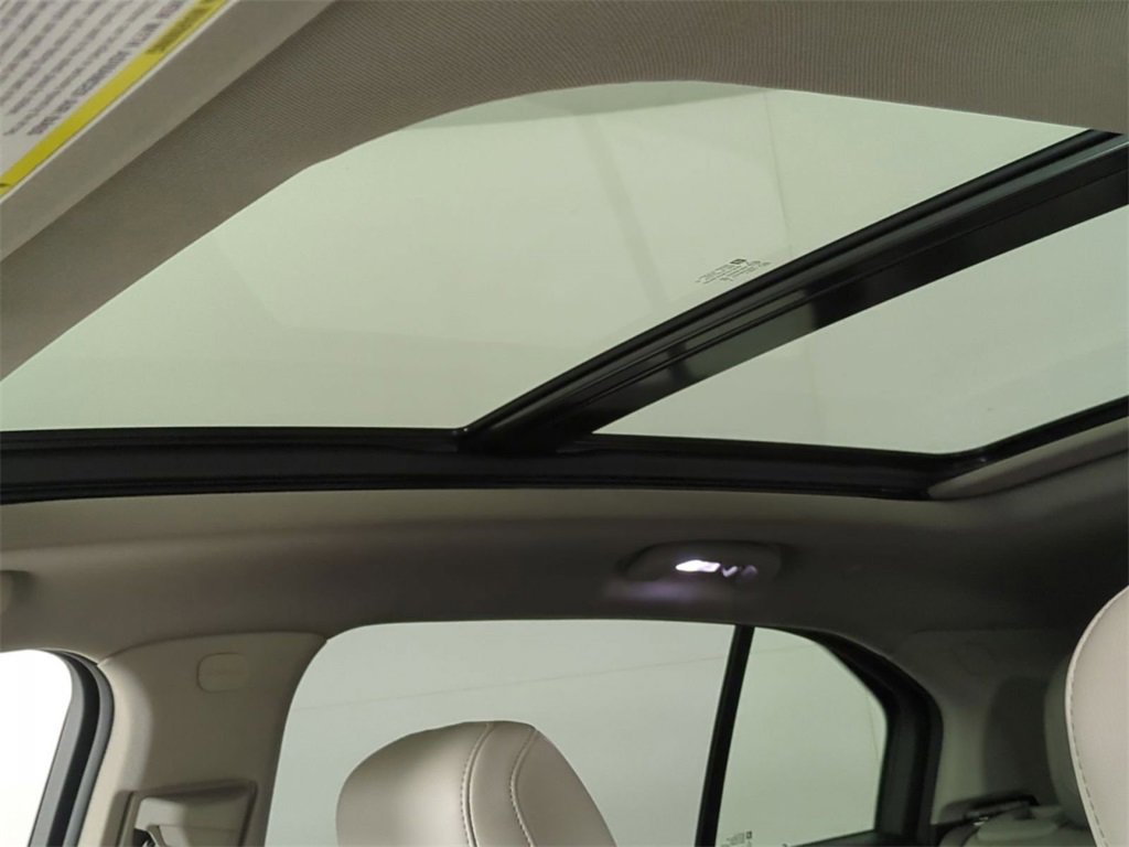 Used 2023 Cadillac XT4 Premium Luxury w/ Technology Package image 18