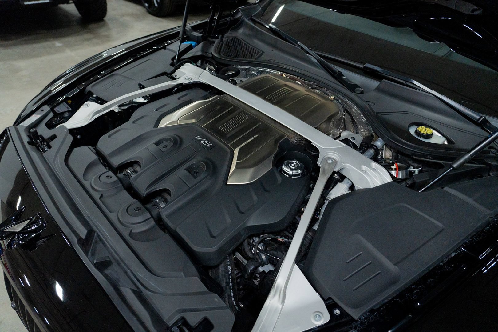 Used 2021 Bentley Flying Spur V8 AWD/4WD image 91