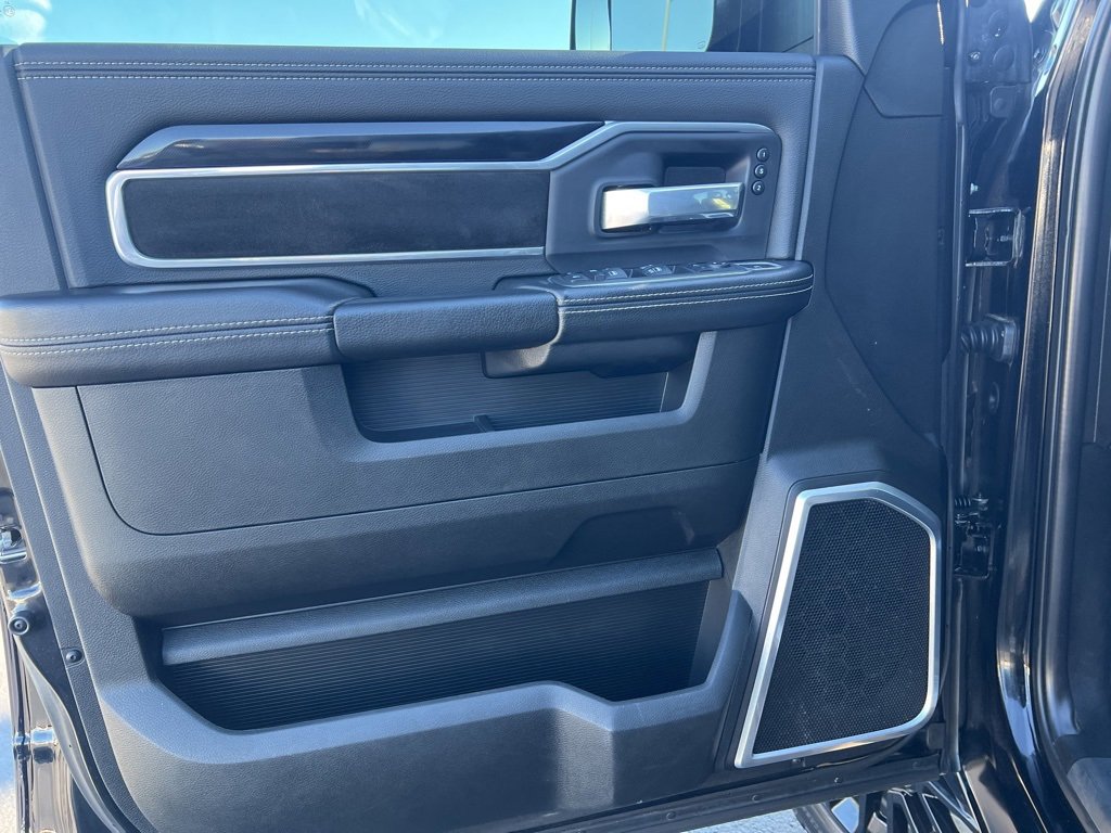 Used 2022 RAM 2500 Laramie w/ Night Edition image 20